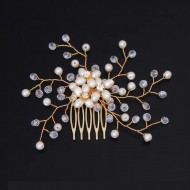Accesoriu par agrafa tip pieptene Demoiselle cu perle, cristale si margele