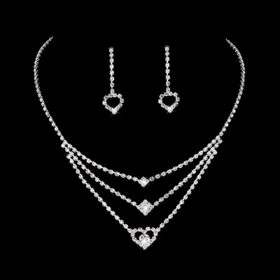 Set Colier si Cercei Elegant cu Inimioara Set Colier si Cercei Elegant cu Inimioara