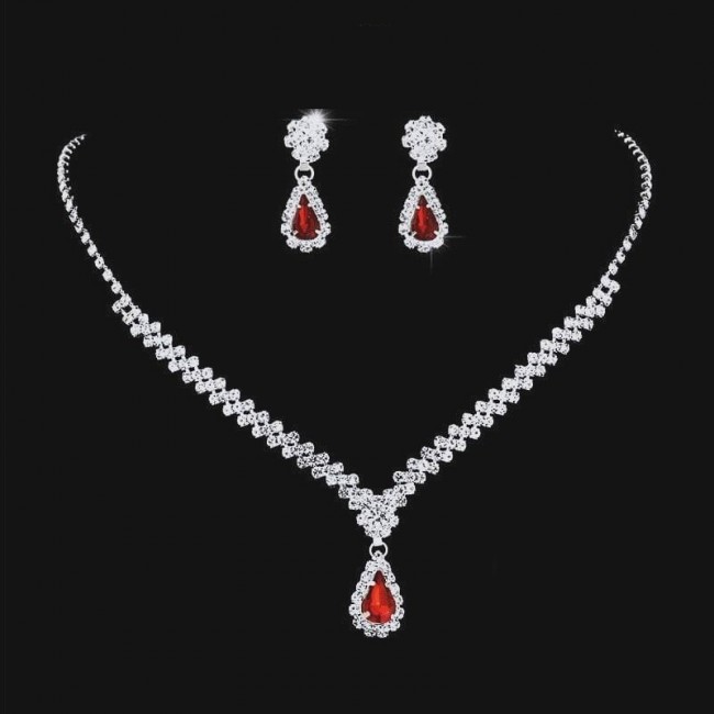 Set bijuterii colier si cercei Josephine cu cristale rosii rubin