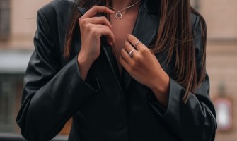 5 piese clasice de bijuterii care nu se demodeaza niciodata