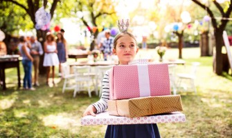 Idei de cadouri pentru fiica ta de ziua ei