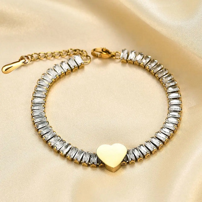 Bratara dama ajustabila aurie din inox cu inima si zirconii
