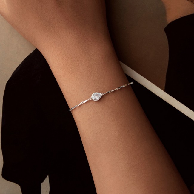 Bratara argint lacrima si cristale