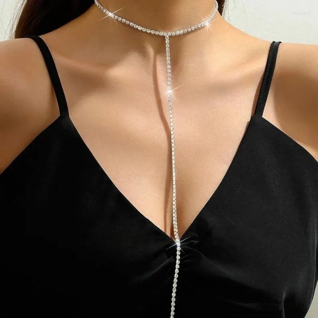 Colier choker fin cu zirconii și pandantiv lung