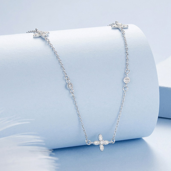 Colier argint delicat cu floricele si zirconii