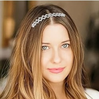 Diadema coronita cu zirconii Straluciri de Diamante