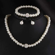 Set Chic Colier, Cercei si Bratara