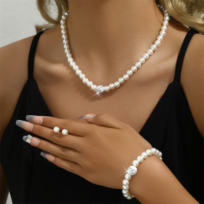 Set Chic Colier, Cercei si Bratara
