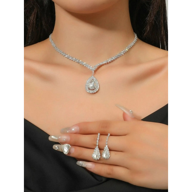 Set Colier si Cercei Luxury TheOne Diamond