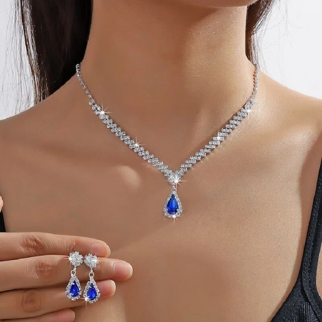 Set bijuterii colier si cercei Josephine cu cristale albastru safir Set bijuterii colier si cercei Josephine cu cristale albastru safir