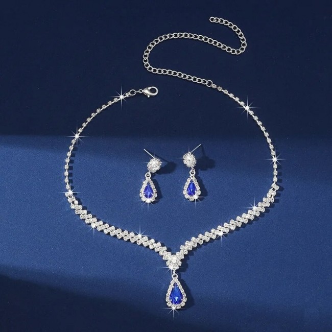 Set bijuterii colier si cercei Josephine cu cristale albastru safir Set bijuterii colier si cercei Josephine cu cristale albastru safir