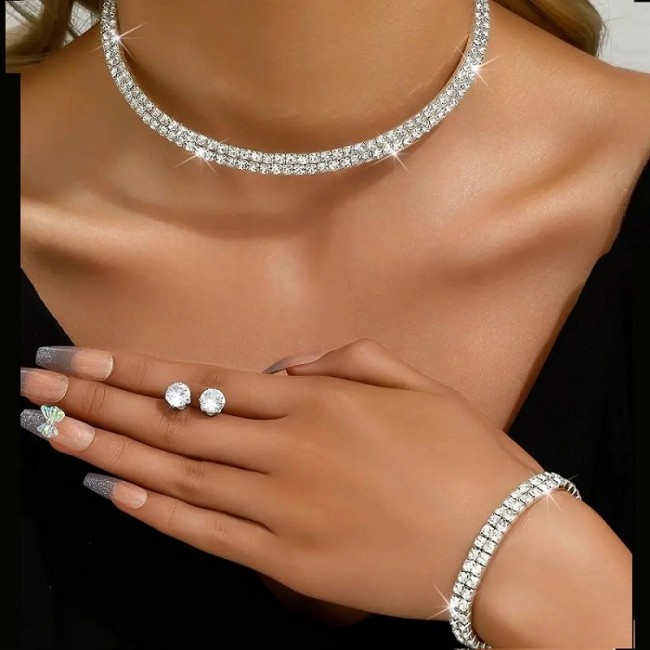 Set Colier Cercei si Bratara Glamorous