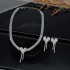 Set colier choker si cercei in forma de inima din cristale 