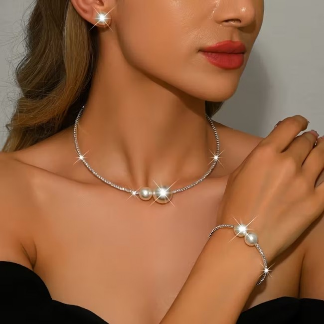 Set Chic Colier, Cercei si Bratara