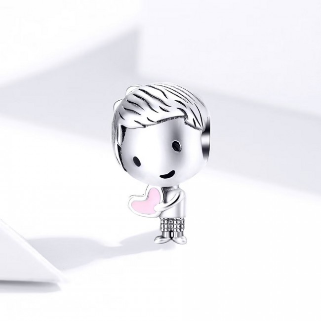 Talisman argint baiat cu inima roz