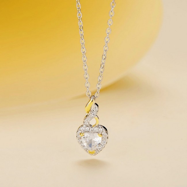 Colier argint cu pandantiv inima cu cristale