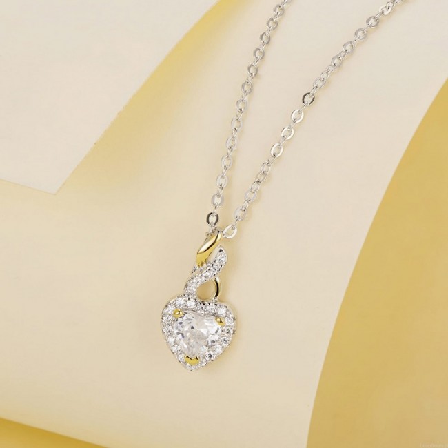Colier argint cu pandantiv inima cu cristale