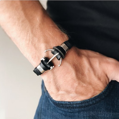 Bratara din piele neagra cu ancora din inox