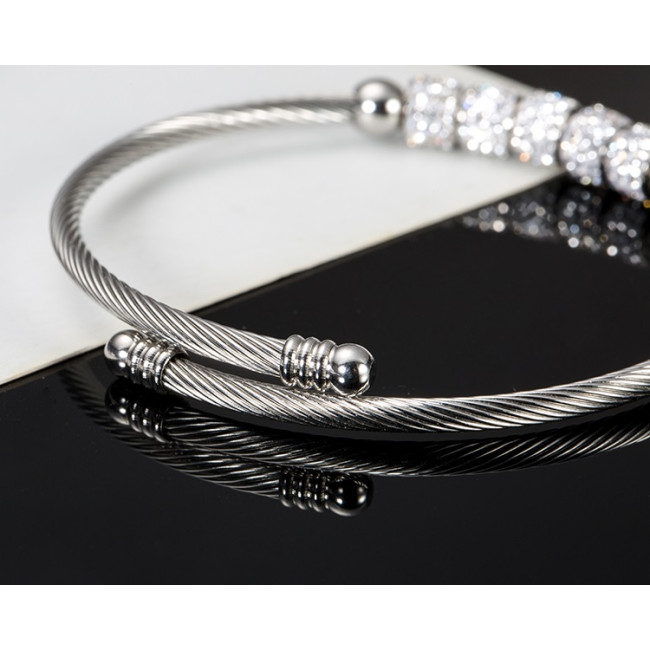 Bratara bangle charmuri Unicat