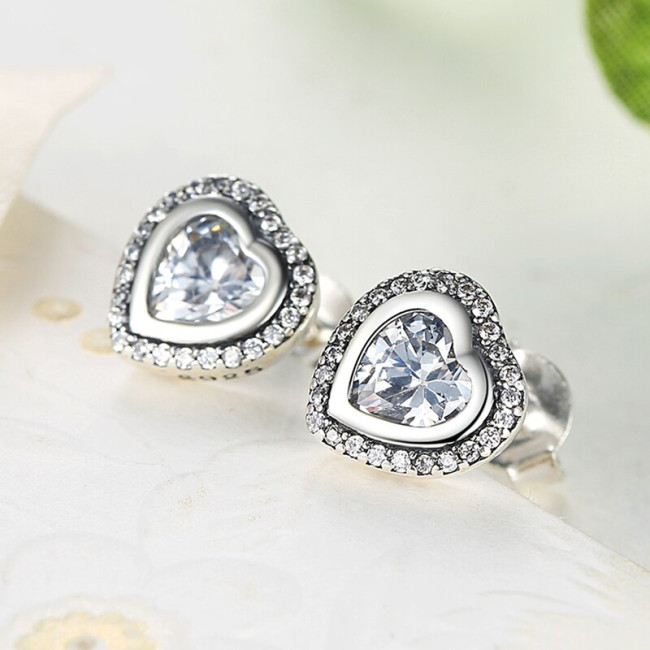 Cercei argint Diamonds Hearts Studs