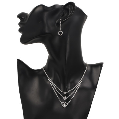 Set Colier si Cercei Elegant cu Inimioara