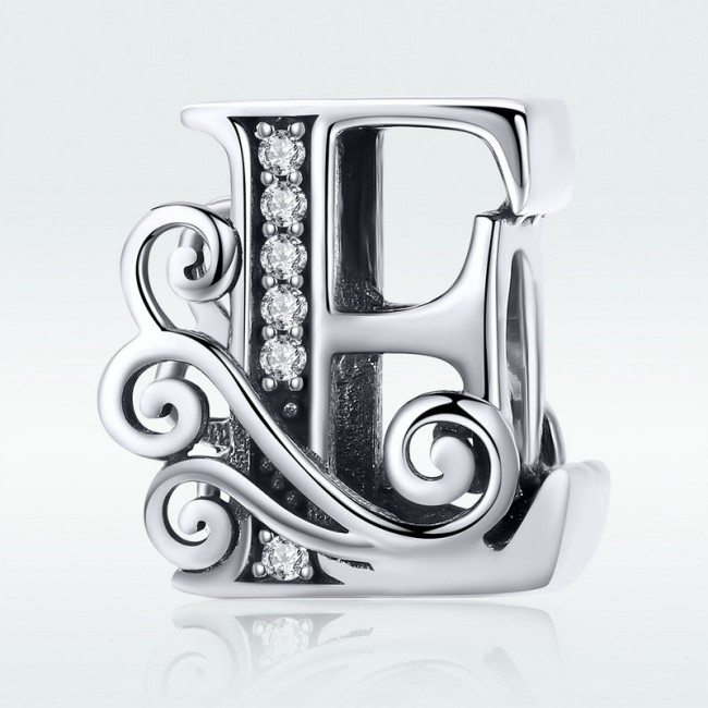 Talisman argint Litera E