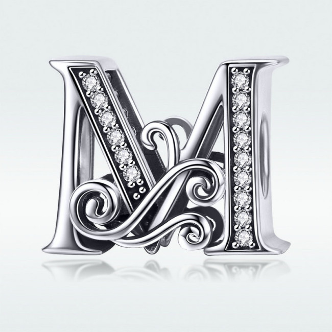 Talisman argint Litera M