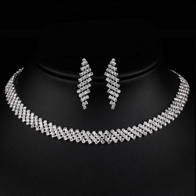 Set bijuterii colier si cercei Perfect Set bijuterii colier si cercei Perfect