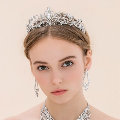 Diadema Coronita cu diamante de zirconiu cubic Diamond Princess Diadema Coronita cu diamante de zirconiu cubic Diamond Princess