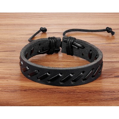 Bratara piele neagra cu dungi oblice David Bratara piele neagra cu dungi oblice David