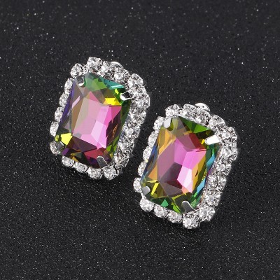 Cercei cu Clips multicolori forma dreptunghiulara Cercei cu Clips multicolori forma dreptunghiulara