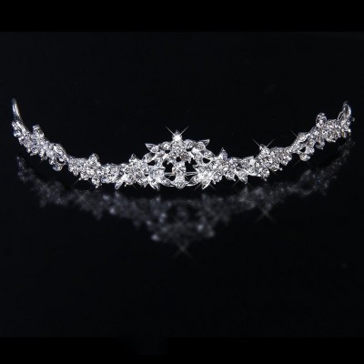 Diadema Coronita cu flori din cristale Perfect Day Diadema Coronita cu flori din cristale Perfect Day